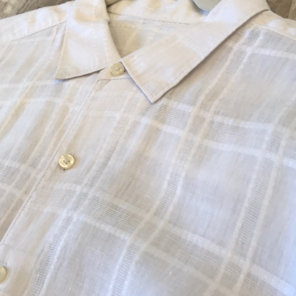 Tommy Bahama long sleeve button up LINEN shirt